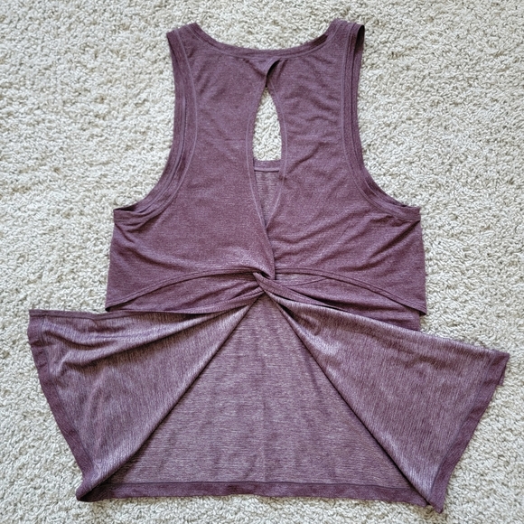Lululemon Hold & Let Flow Tank in Heathered Black Cherry - Picture 3 of 9